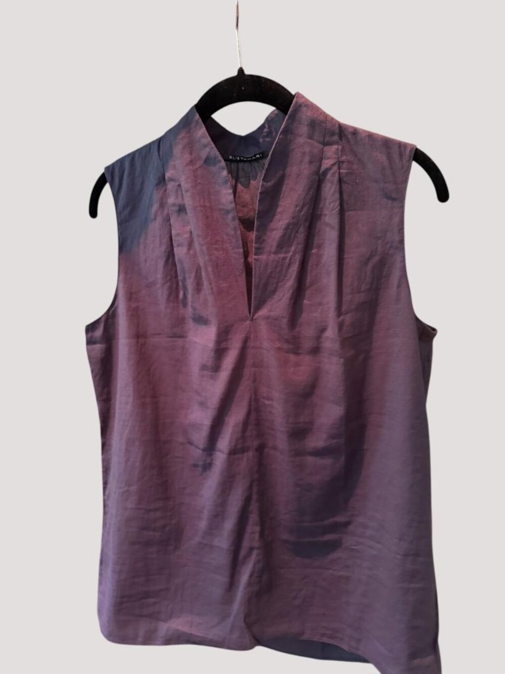Elie Tahari Sleeveless Pleated V Neck Blouse Navy Ramie S